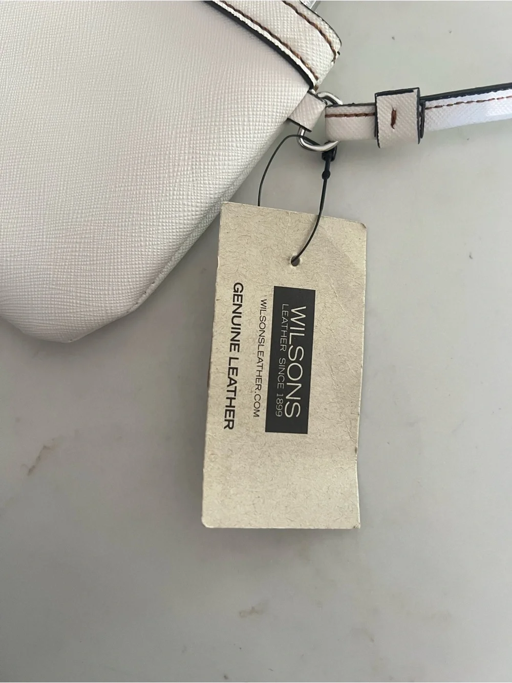 NEW Wilsons Leather Ivory Genuine Leather Wristlet Pouch Zip Top Clutch